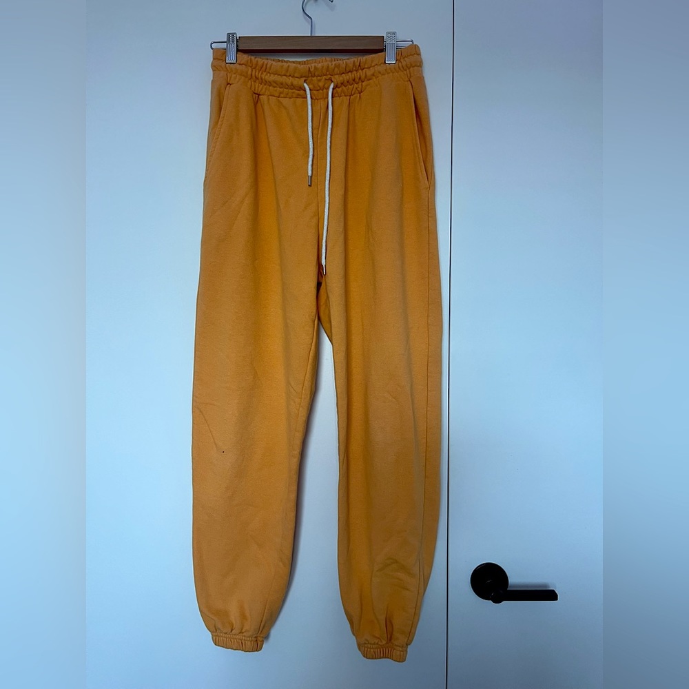 Forever 21 organe sweats